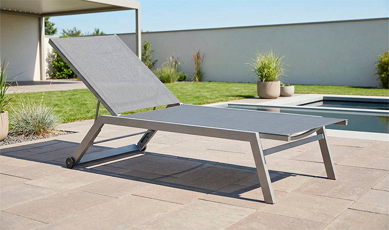 Corby Edelstahl & Textilen Gartenliege mit Rollen