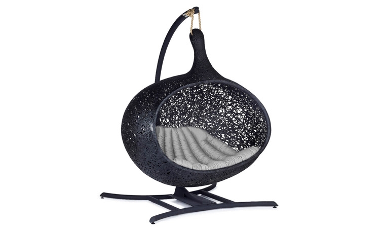 Lanzarote Lava-Basalt Hängeschaukel mit Kissen und Gestell